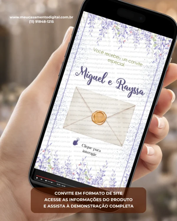 Convite de casamento interativo com envelope digital e floral lavanda com delicado lacre dourado.