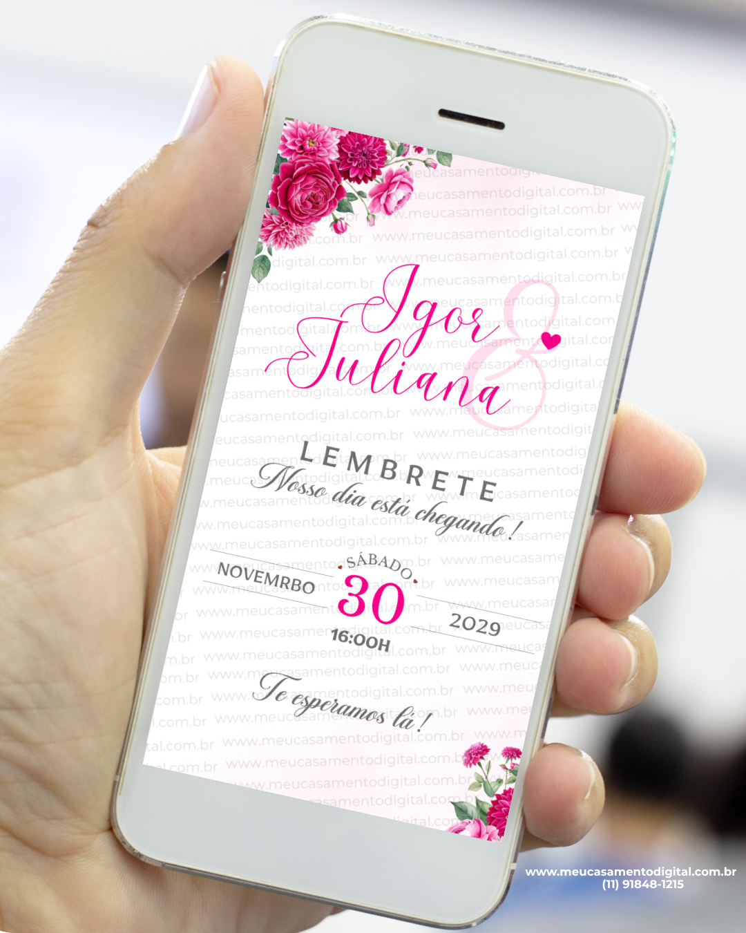 lembrete de casamento pink com flores vibrantes exibido na tela de um celular