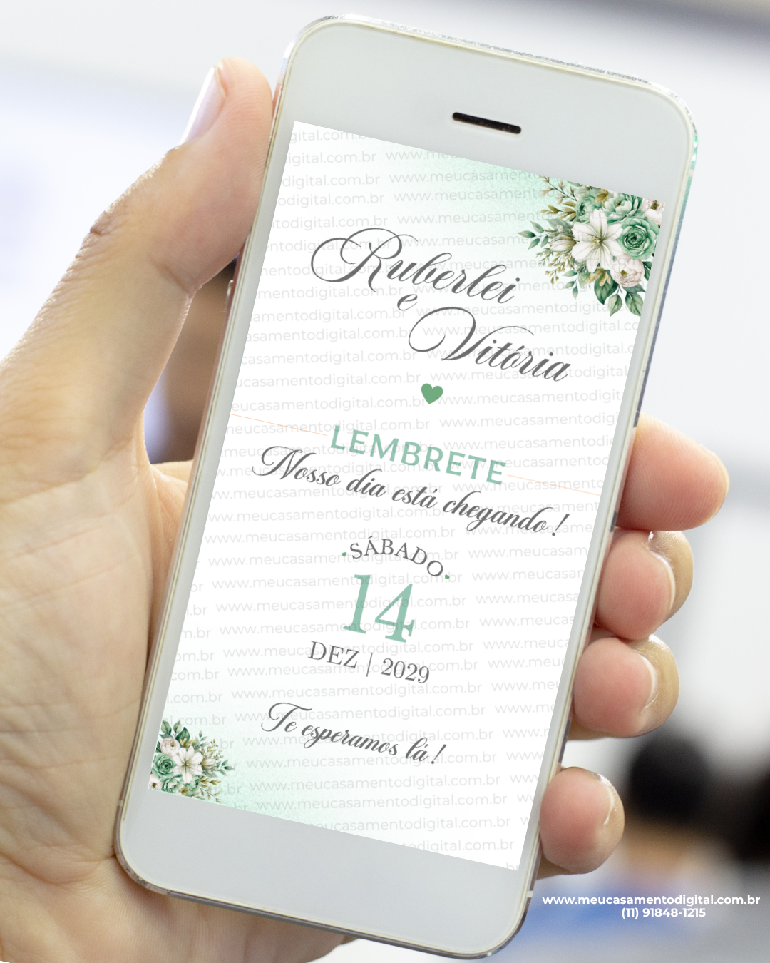 lembrete digital de casamento verde menta com flores delicadas e design elegante para envio pelo whatsapp.
