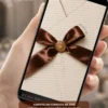Convite Interativo com Envelope Digital Marrom para casamento exibido em smartphone